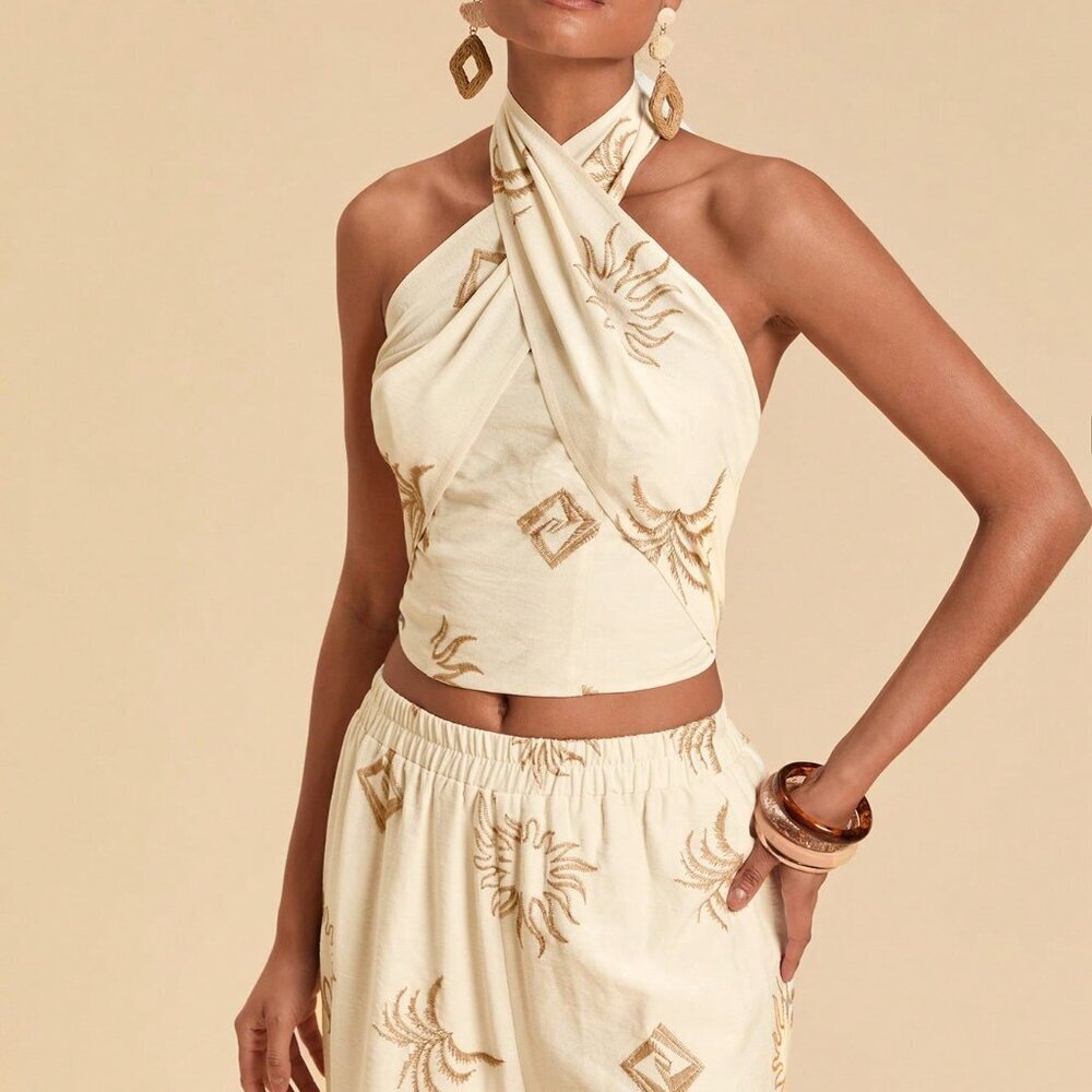 White Elegant Women's Sleeveless Backless Halter Top with Embroidery Party - Picture 6 of 7